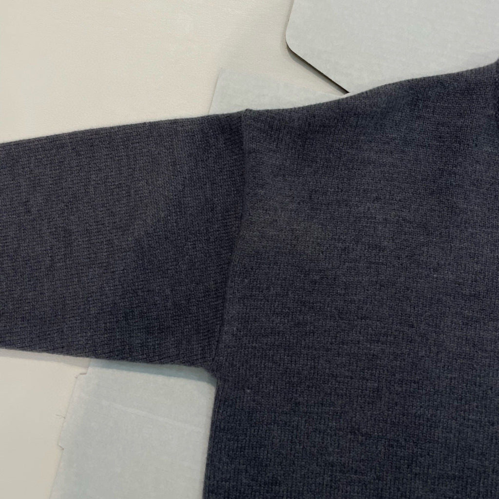 HEART LOGO KNIT SWEATER