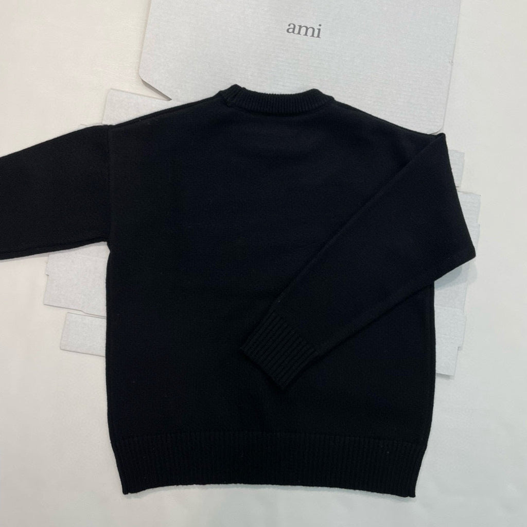 HEART LOGO KNIT SWEATER