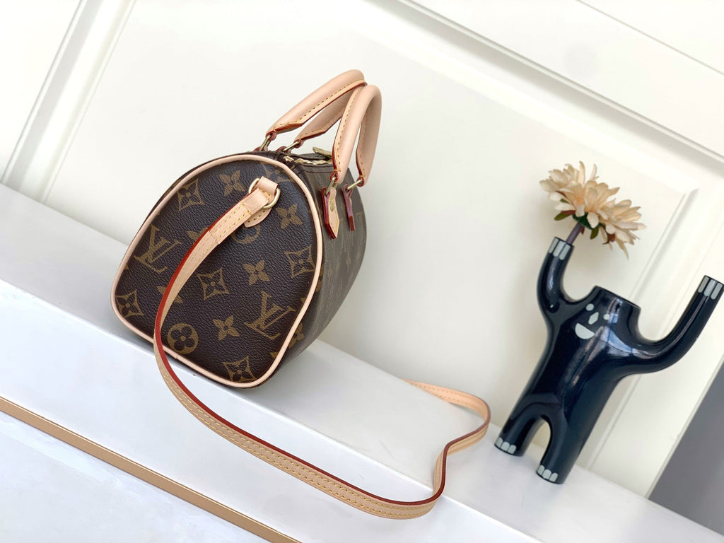 Nano bag