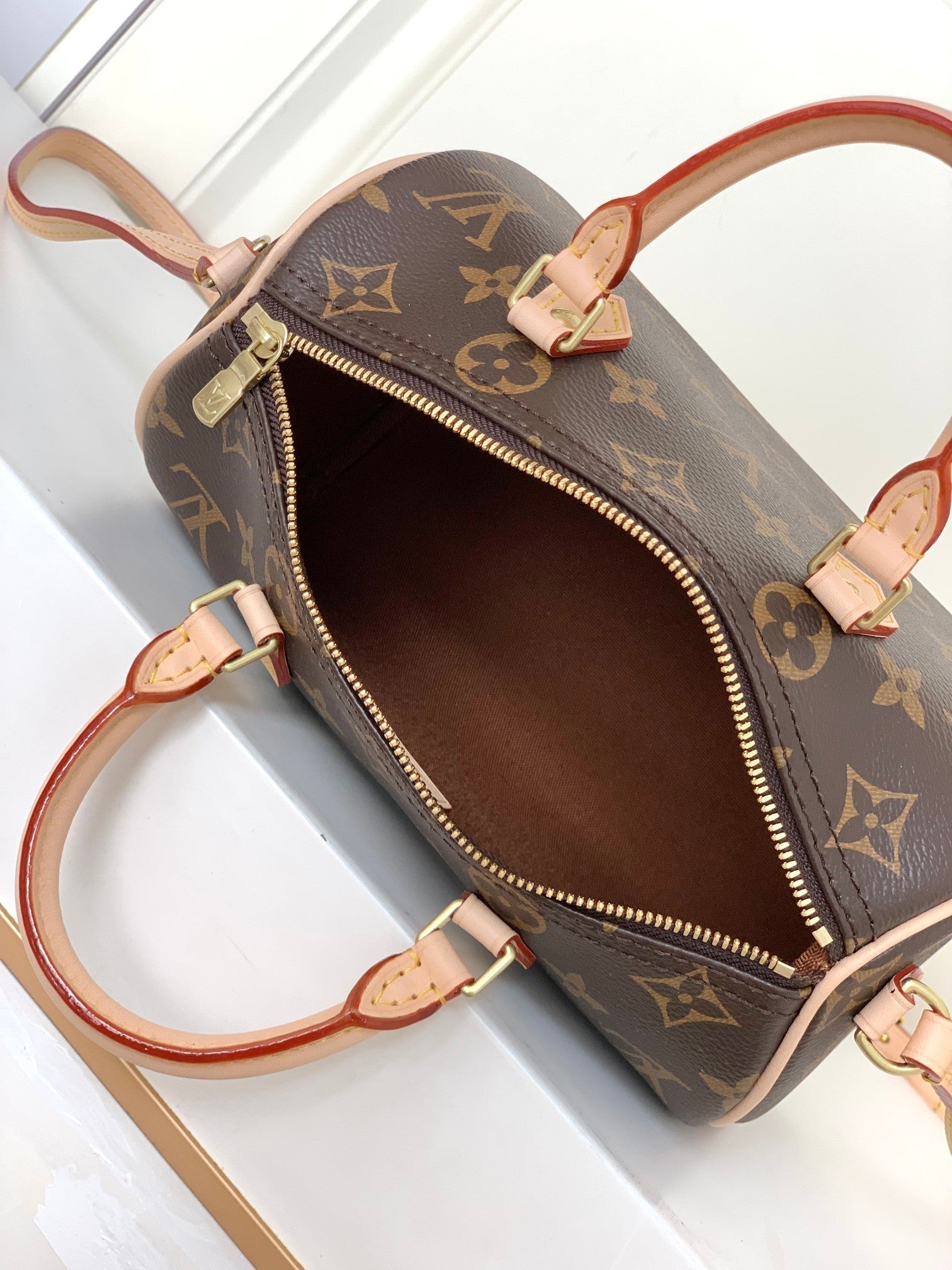 Nano bag