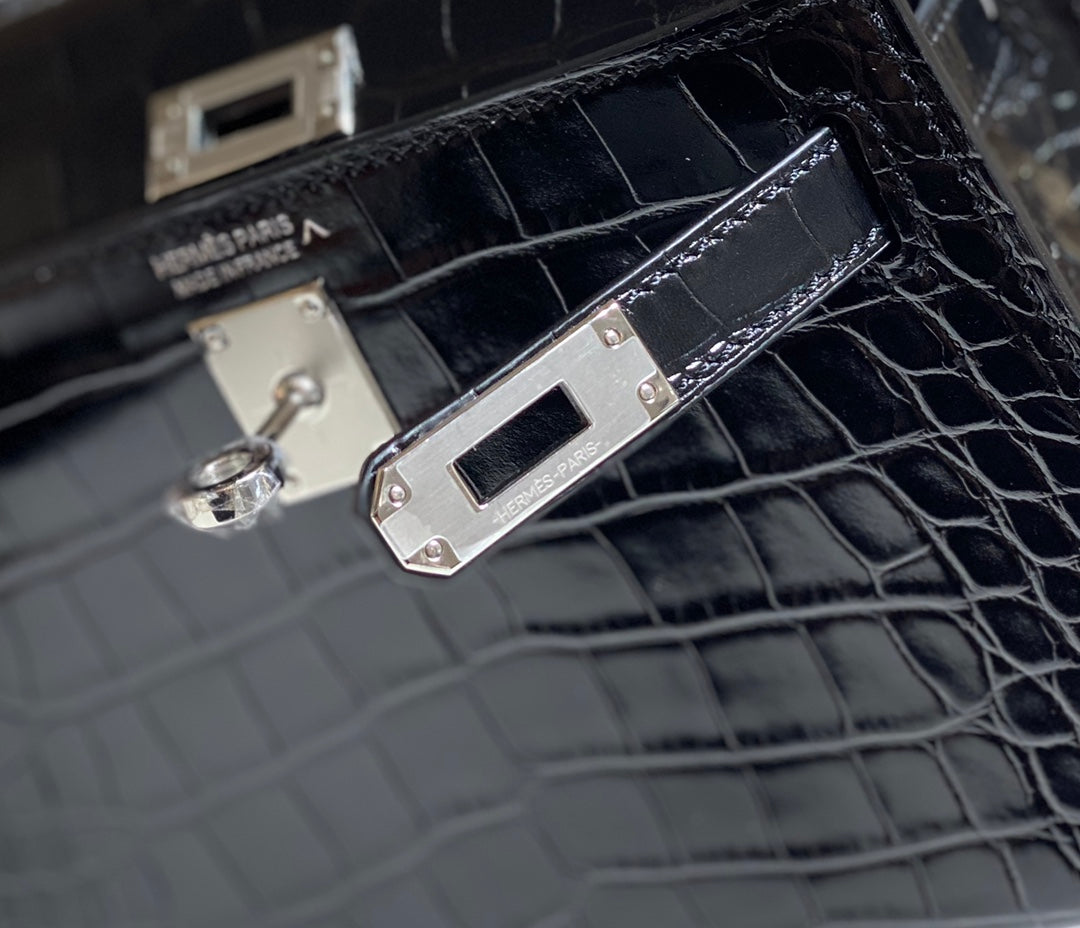 MINI 19 BLACK CROCODILE FAUX COWHIDE