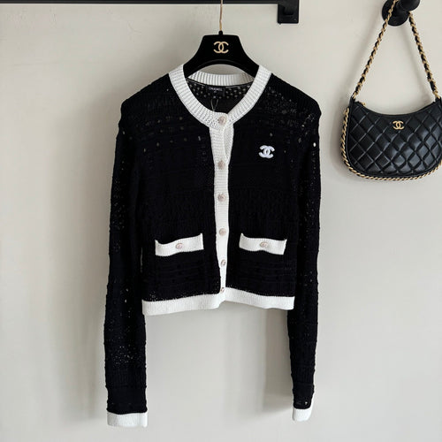 CONTRASTING KNIT CARDIGAN