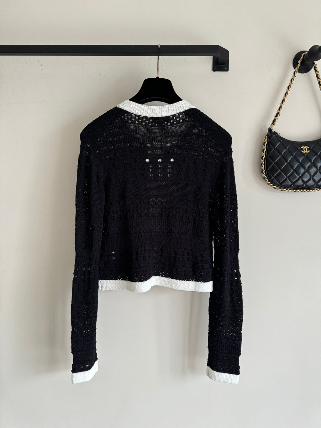 CONTRASTING KNIT CARDIGAN