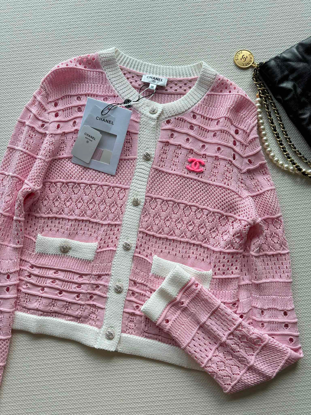 CONTRAST KNIT CARDIGAN