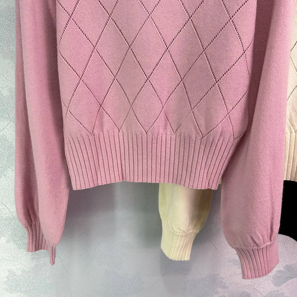 RETRO KNIT TOP WITH CONTRAST