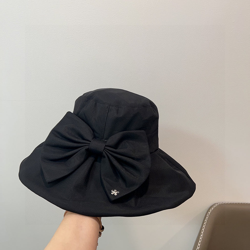 BLACK BOW BUCKET HAT