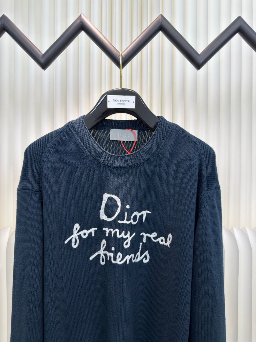 LONG-SLEEVED KNIT SWEATER